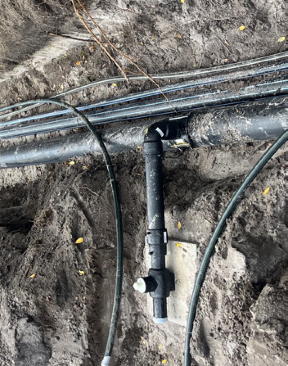 Plassaddle sprinkler connection